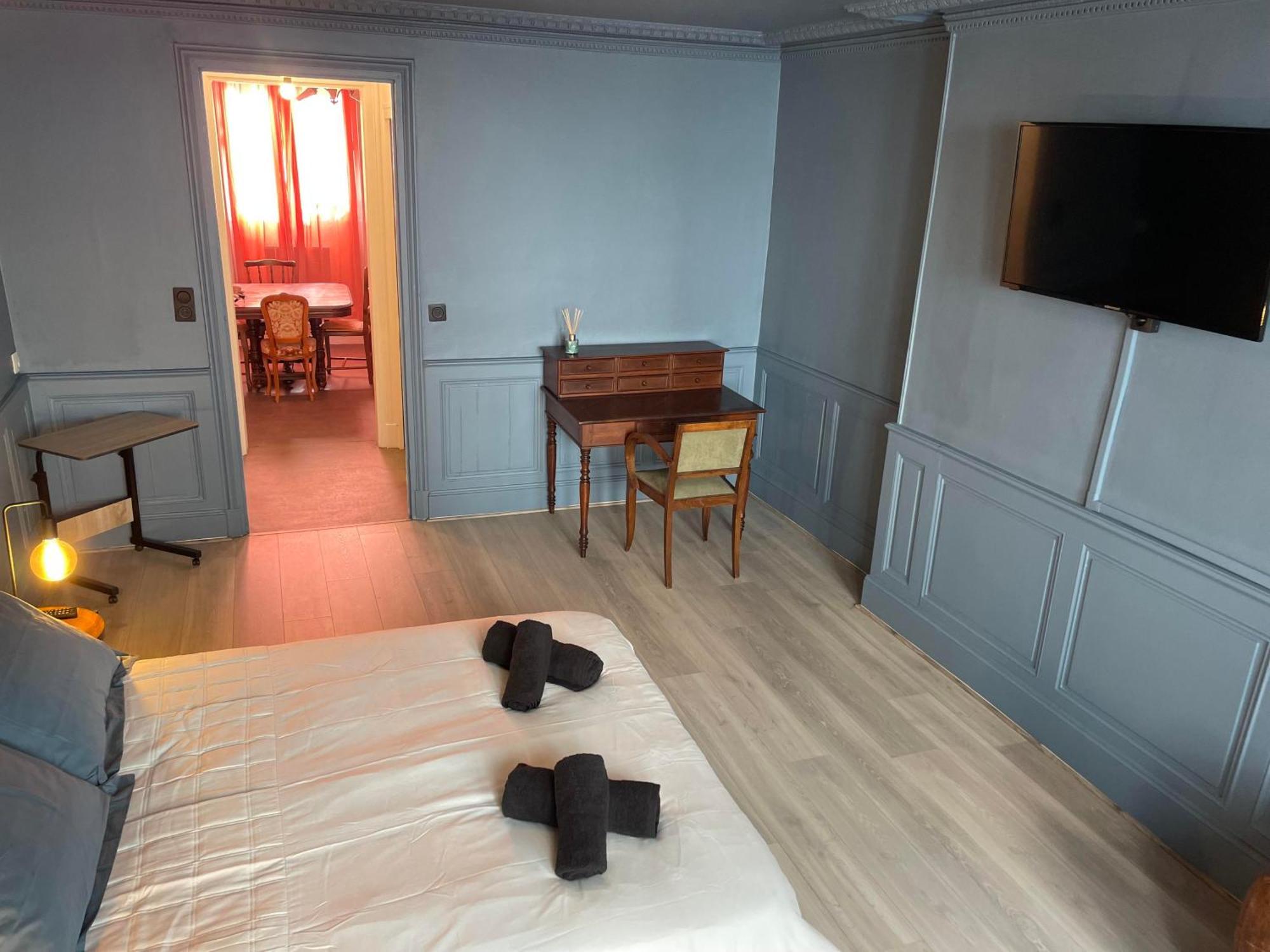 Appartement Chic & Baroque 5 Min Centre Ville Et Bord De Vienne リモージュ エクステリア 写真